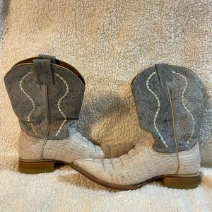 Gran lider pointed toe cowboy boot size 8